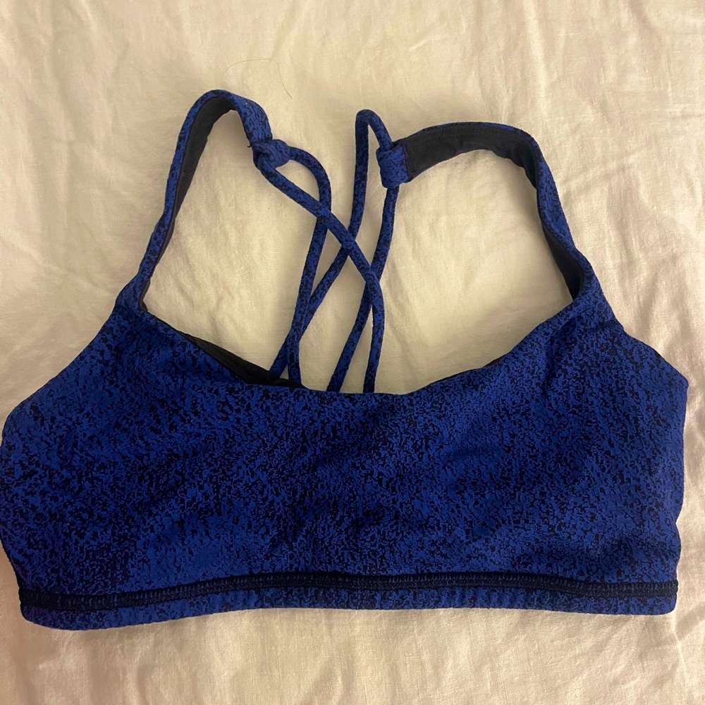 Lululemon bra size 6